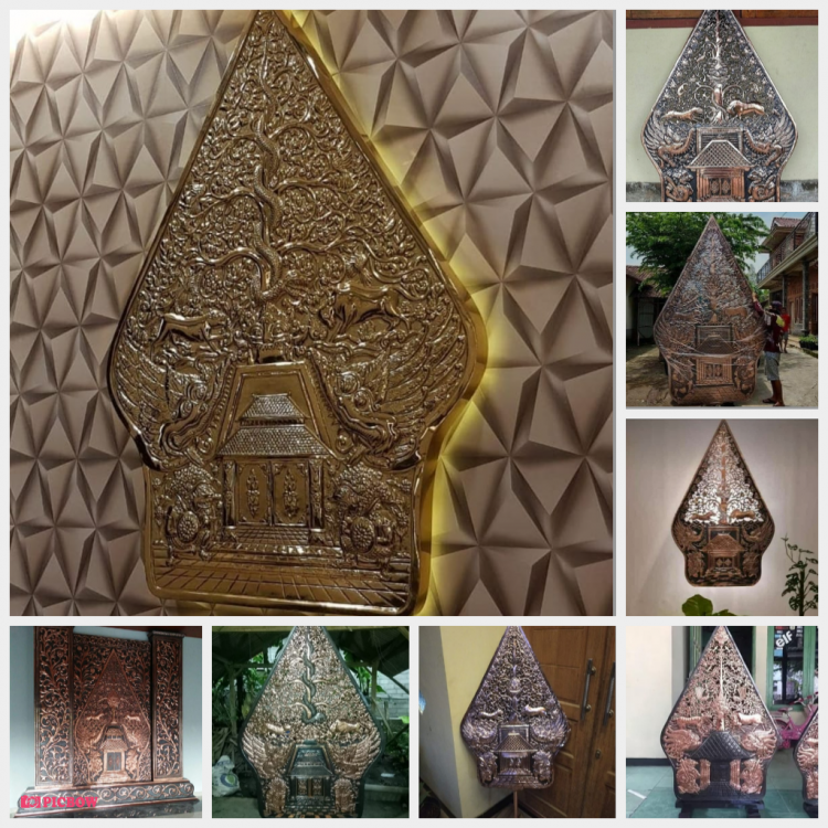 Gunungan Tembaga | Tembaga Jayakarta | Kerajinan Logam Tembaga & Kuningan Boyolali. Gunungan merupakan salah satu bagian dari pertunjukan wayang. Biasanya fungsinya adalah sebagai pembuka ataupun penutup dari pertunjukan wayang. Selain itu, gunungan pada