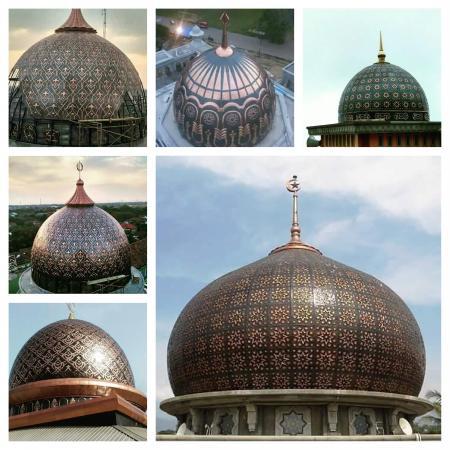 B Kubah Masjid | Tembaga Jayakarta | Kerajinan Logam Tembaga & Kuningan Boyolali. Kubah masjid tembaga adalah salah satu karya pengrajin kerajinan tembaga di Cepogo, Boyolali yang sudah dijual ke berbagai tempat di Boyolali memang menjadi tujuan untuk